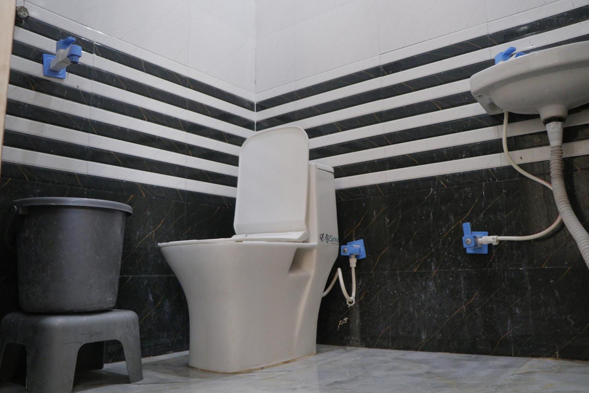 Dolphin Guest House Mathura Buitenkant foto